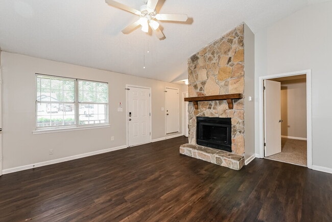 Building Photo - 5348 Kirk Dr