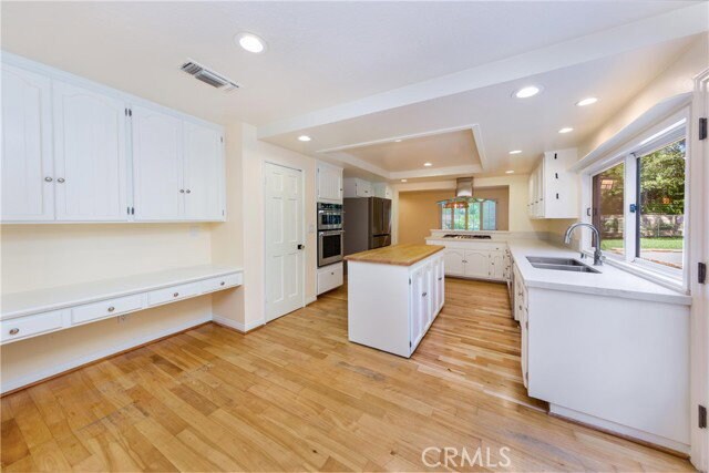 Building Photo - 22861 Sparrow Dell Dr