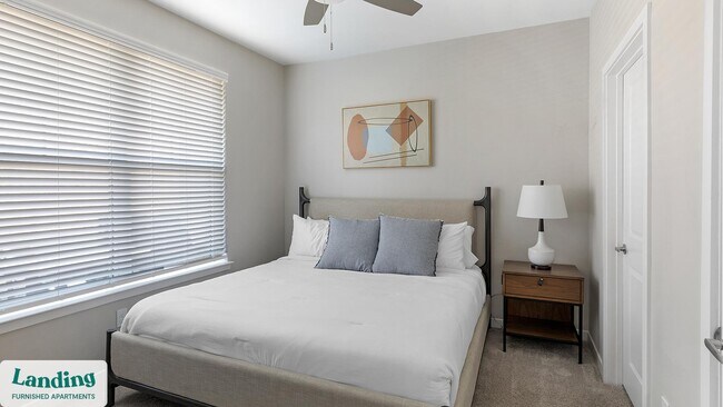 Foto del edificio - 393 Johns Rd NW