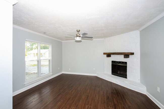 Foto del edificio - 1861 Engle Ct