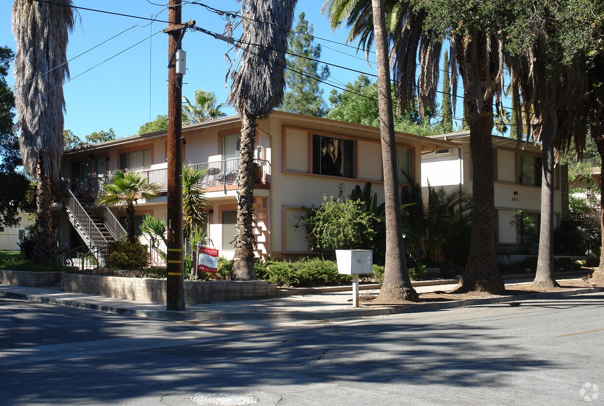 Primary Photo - 501-503 N Ventura St