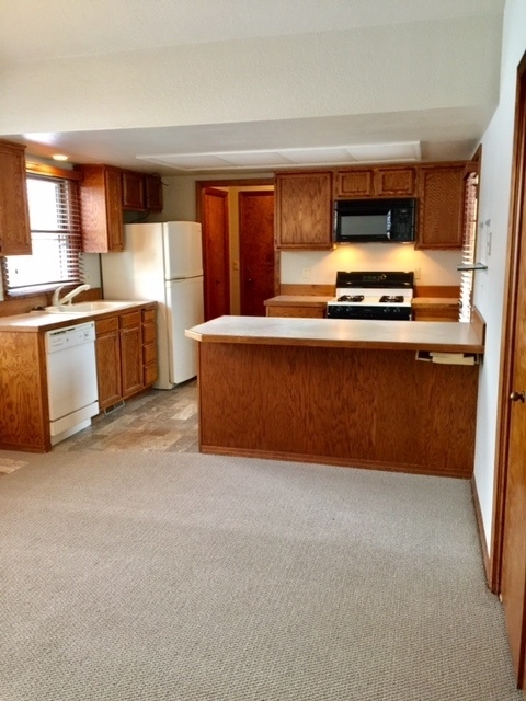 Building Photo - 1403 E Symphony Ct