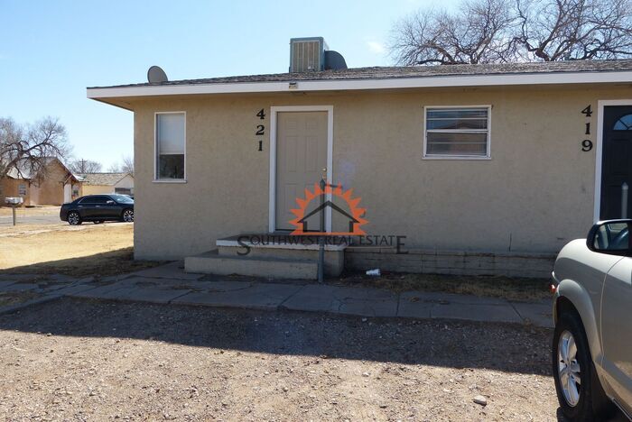 Primary Photo - Cozy two bedrooms one bathroom apartment w...