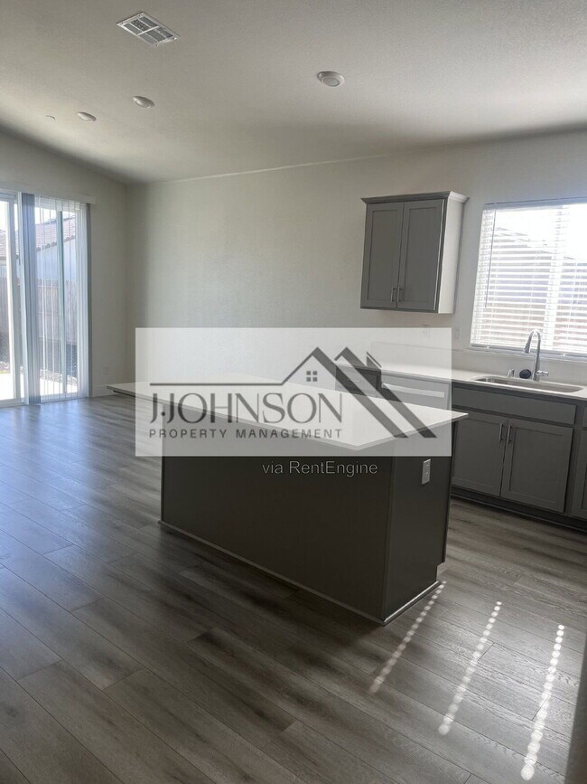 Building Photo - 1311 Caravel Ct