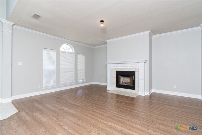 Foto del edificio - 110 Missouri Dr