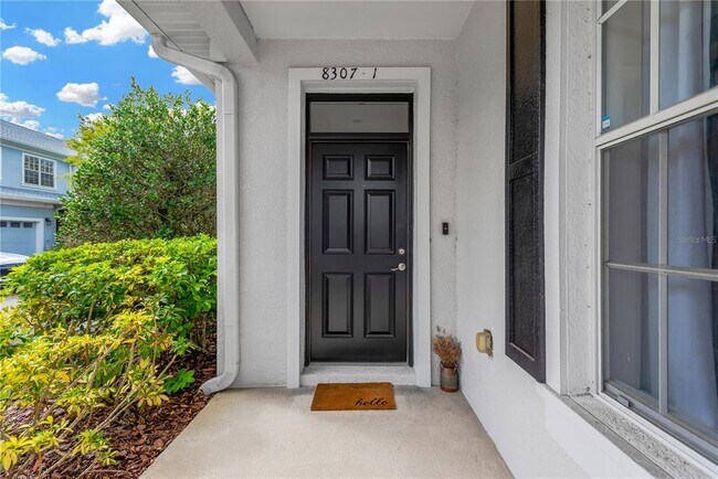 Building Photo - 8307 Manor Club Cir