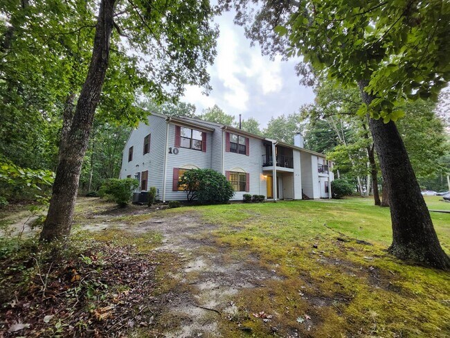 Building Photo - 25 Liberty Ct