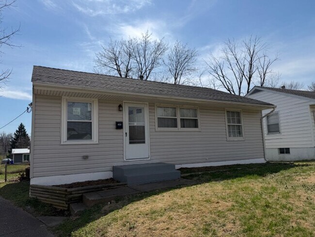 Foto del edificio - Lovely 3 Bedroom / 1 Bath for Rent - Section 8 Welcome