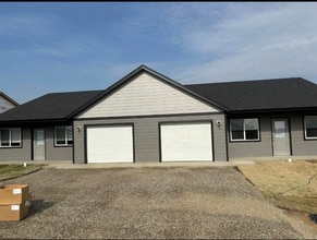 Building Photo - 36 W Hauser St