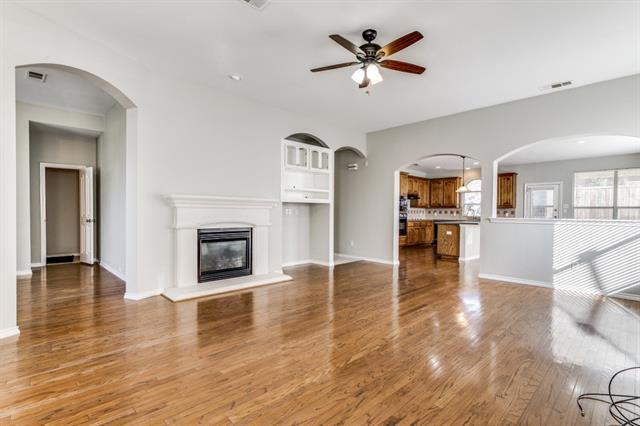 Building Photo - 2705 White Rock Dr