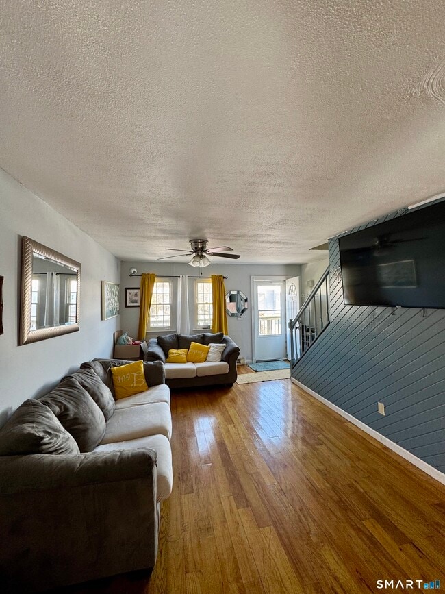 Foto del edificio - 12-16-16 Scuppo Rd