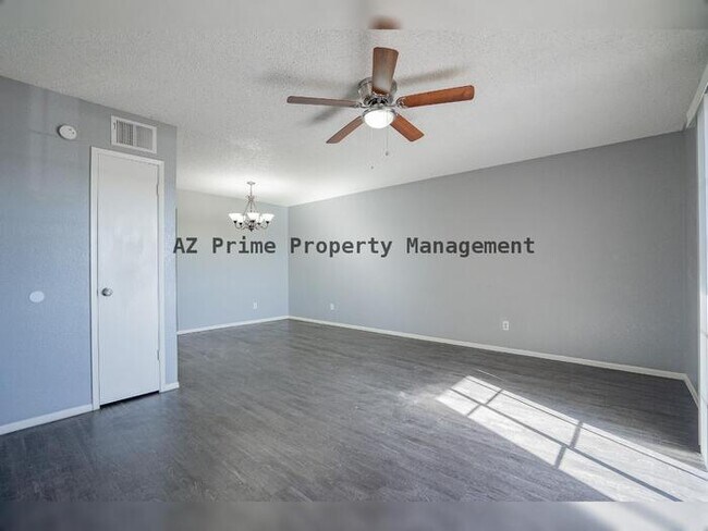 Foto del edificio - 5035 N 17th Ave