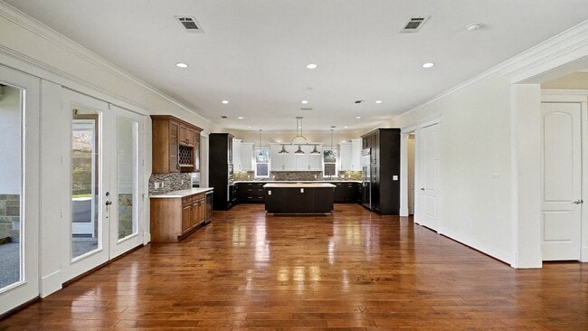 Foto del edificio - 726 W 30th St