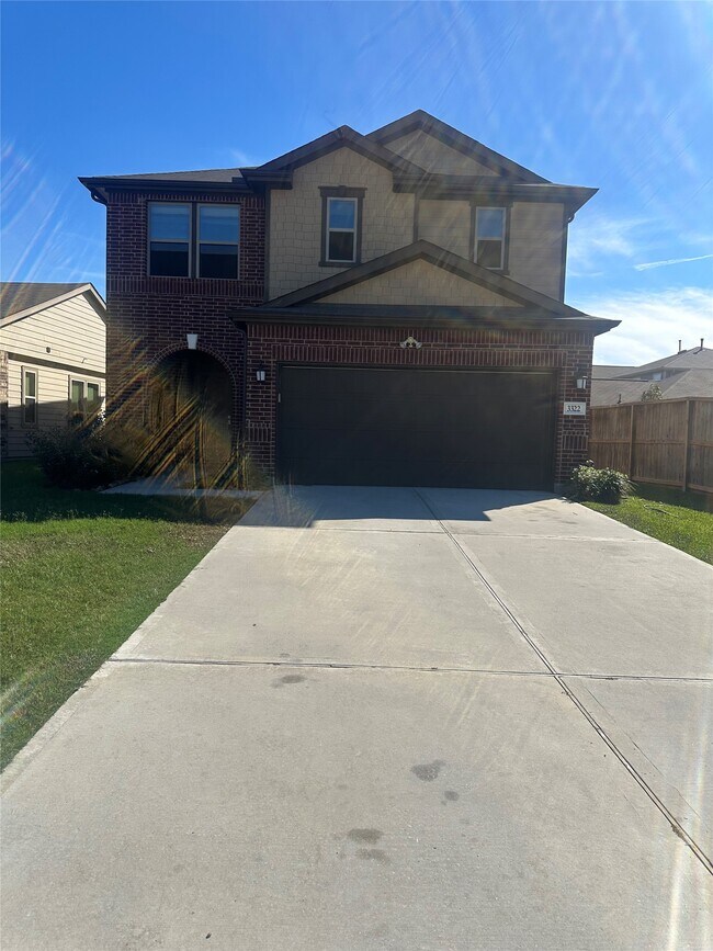 Building Photo - 3322 Nila Crk Dr