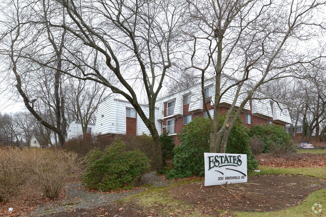 Building Photo - Estates