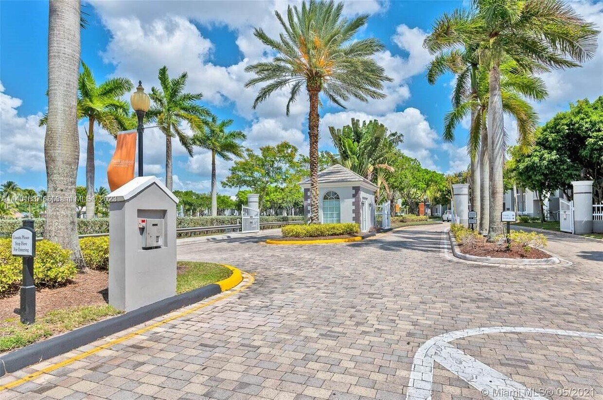 11155 SW 5th Pl Unit 102, Pembroke Pines, FL 33025 Condo for Rent in