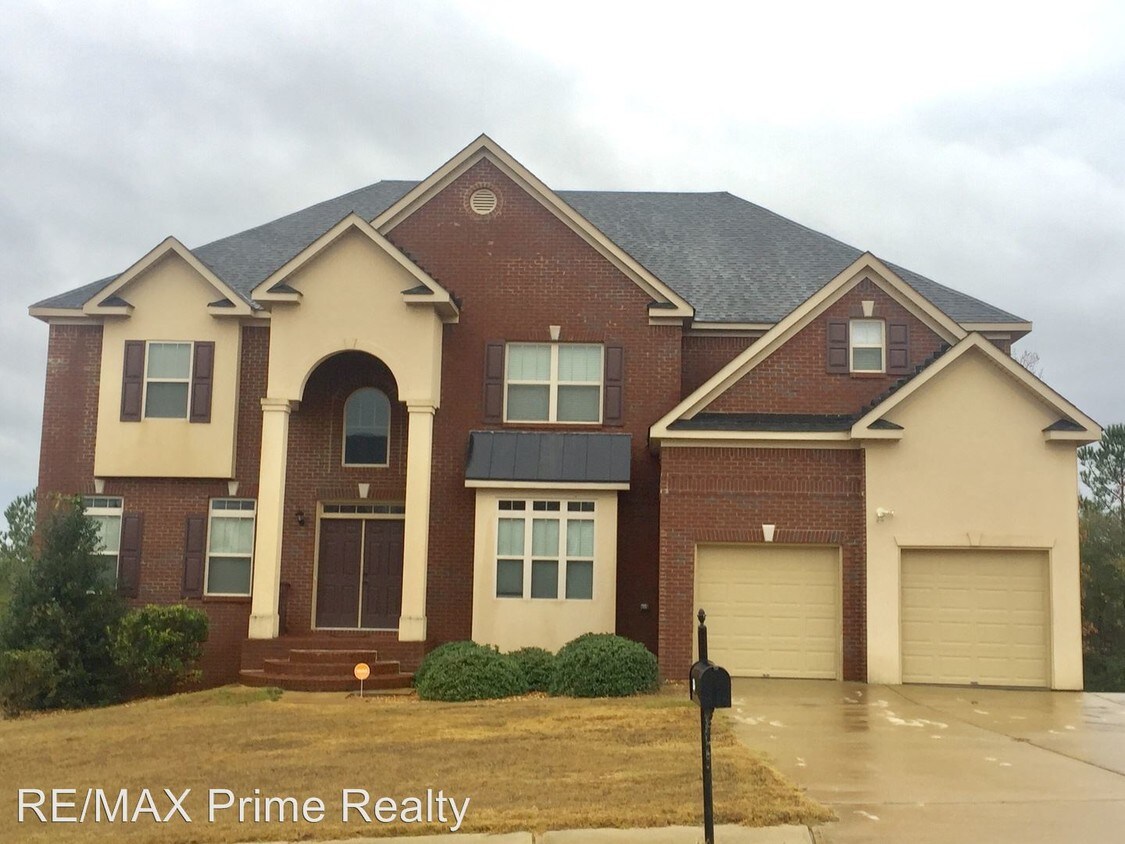 Primary Photo - 5 br, 4.5 bath House - 11 Clear Creek