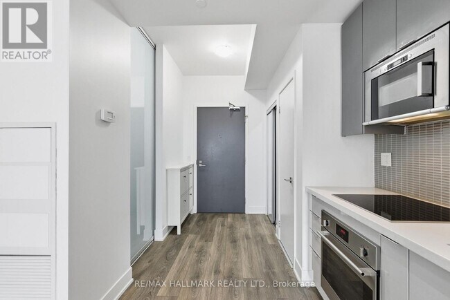 Photo du bâtiment - 2916 Hwy 7