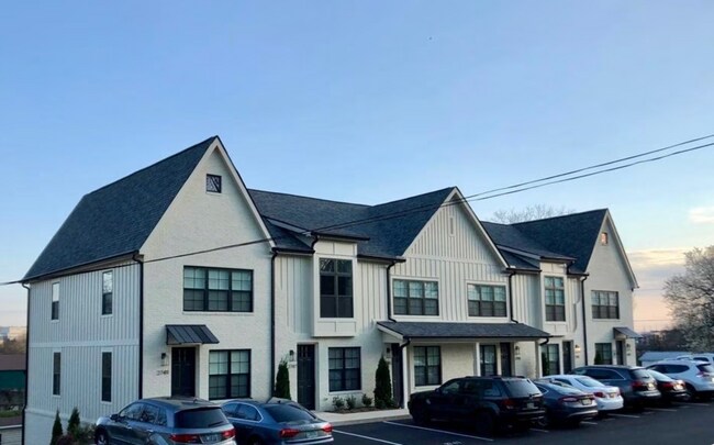 Foto del edificio - 2747 Jersey Ave