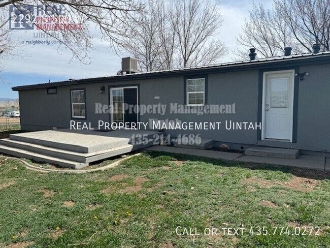 Building Photo - 2292 S 500 W