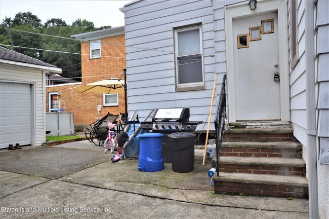 Foto del edificio - 202 Brighton Ave
