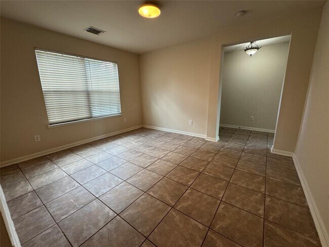 Foto del edificio - 16143 Cole Bridge Ln