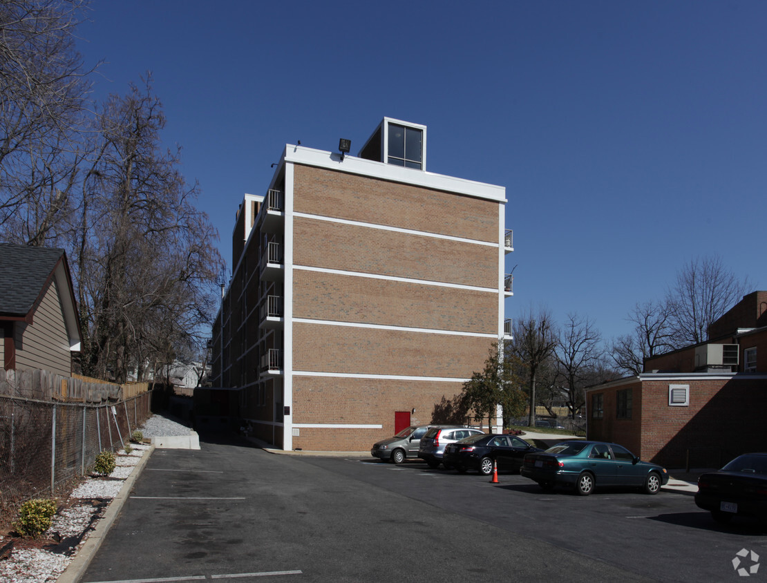 Foto del edificio - Green Valley Apartments