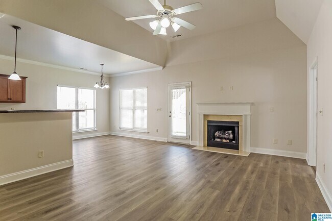 Foto del edificio - 108 Lorrin Ln