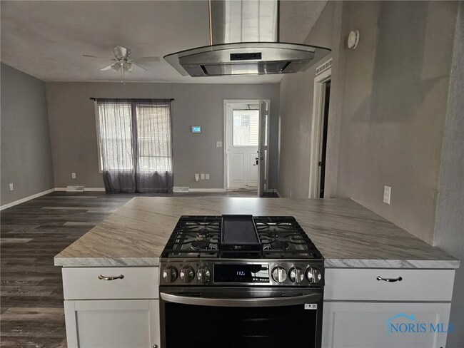 Foto del edificio - 4611 Granite Ln