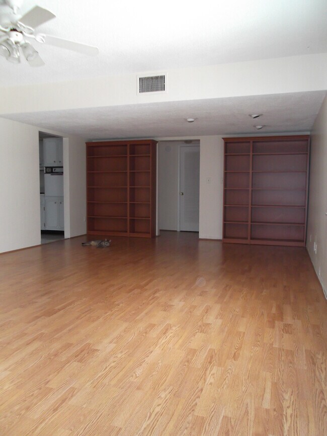 Living Room - 2824 NE 32nd St