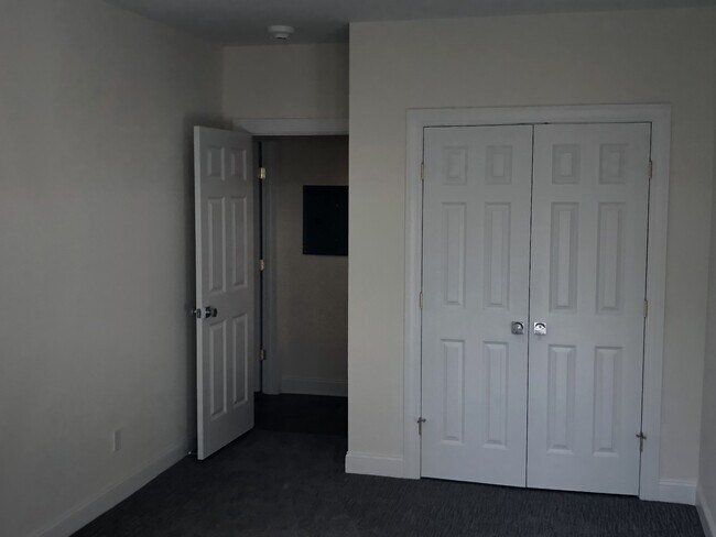 Bedroom - 504 Boston Post Rd