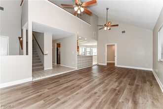 Building Photo - 17609 Brentwood Ct