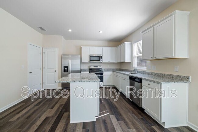 Building Photo - 3548 Bonita Grv Dr