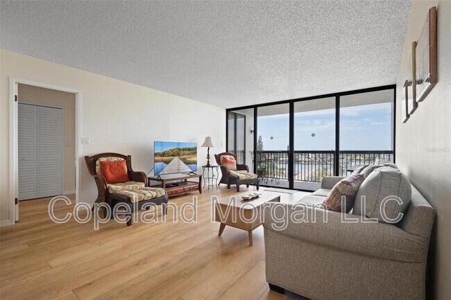Foto del edificio - 9425 Blind Pass Road - 504