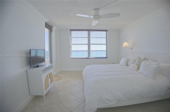 Building Photo - 5555 Collins Ave