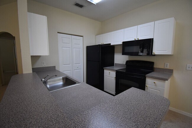 Foto del edificio - 862 Grand Regency Pointe
