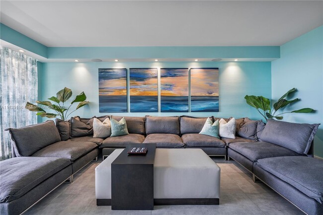 Building Photo - 3100 N Ocean Blvd