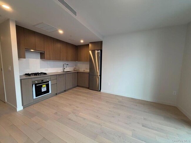 Photo - 131-02B 40th Rd Apartment