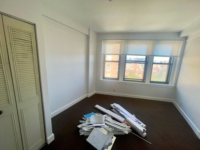 Foto del edificio - No Fee 2bed / 1bath on Commonwealth Ave in...