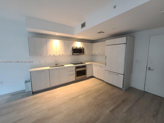 Foto del edificio - 55 SW 9th St