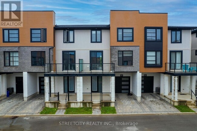 Building Photo - 964 W Village Square