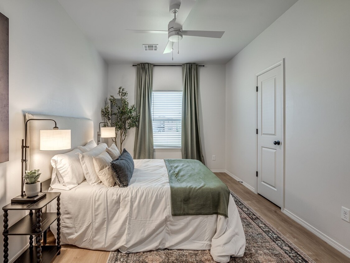Foto principal - Glenhaven Townhomes