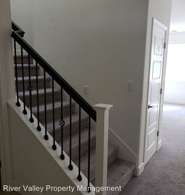 Building Photo - 3 br, 2.5 bath House - 3590 Candletree Way