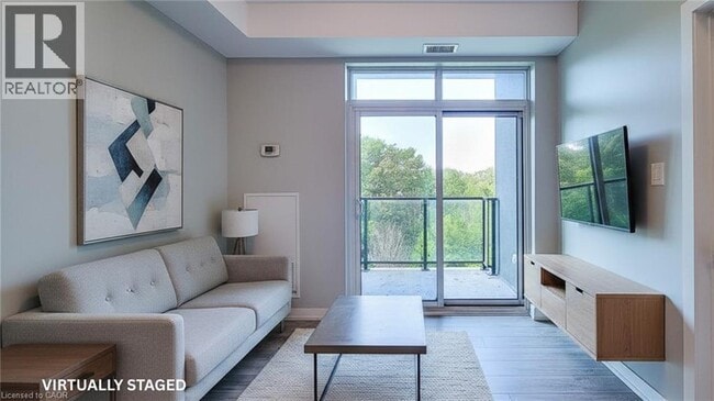 Building Photo - 125 Shoreview Pl
