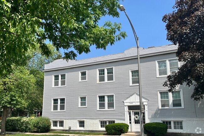 Building Photo - 7445 Jackson Blvd