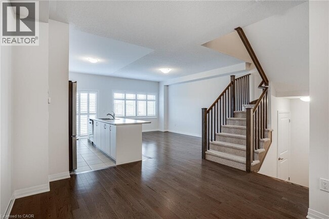 Building Photo - 4162 Cherry Heights Blvd