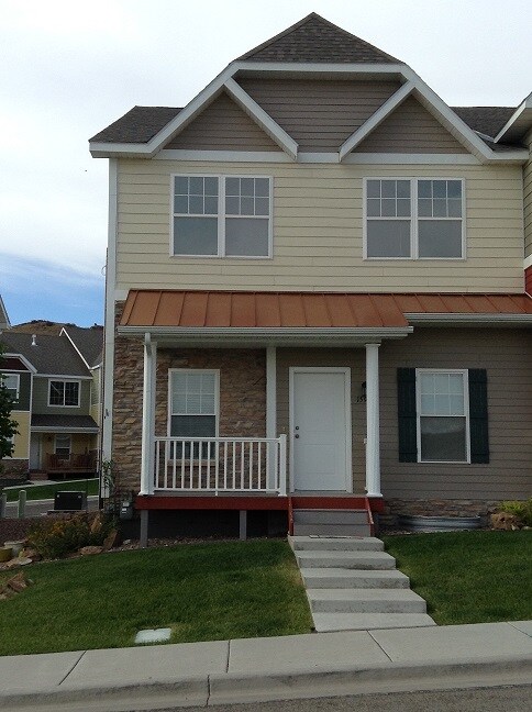 Primary Photo - 159 Commerce Dr
