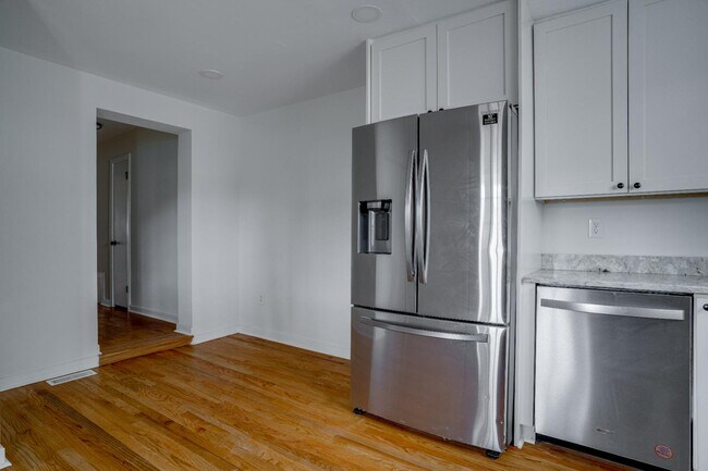 Foto del edificio - 2403 Flint St