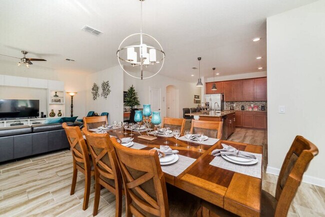 Foto del edificio - 4738 Luxurious Home - Private Pool - Water...