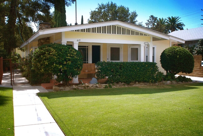 Building Photo - 815 Orange Grove Pl